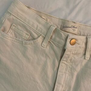 🍰 Cream Universal Thread Denim Shorts (Discontinued)